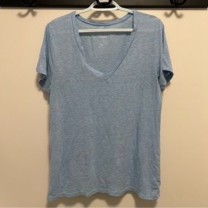 Old Navy Women’s V-Neck Top - L